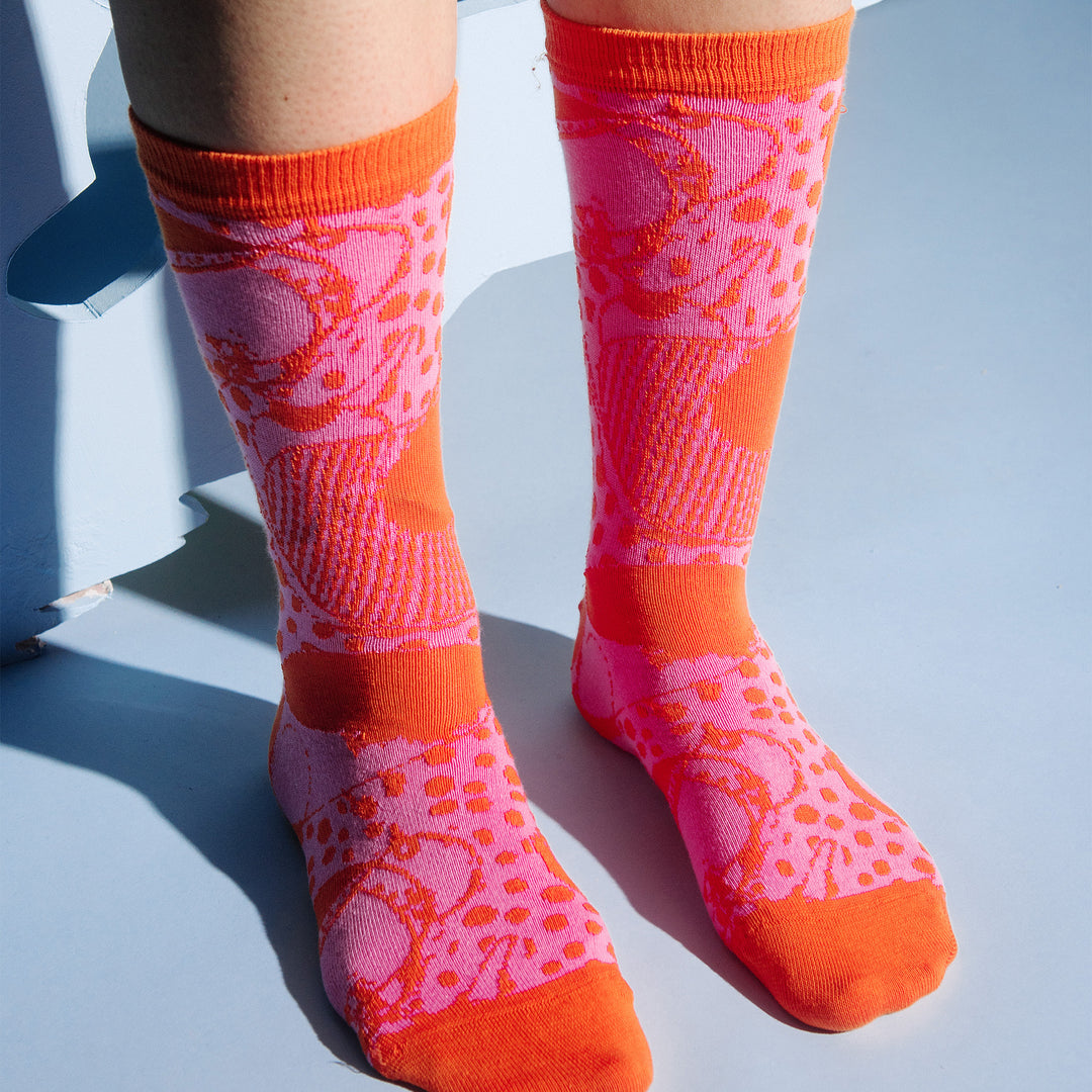 Bird In Face Socks Femme Red Orange Pink