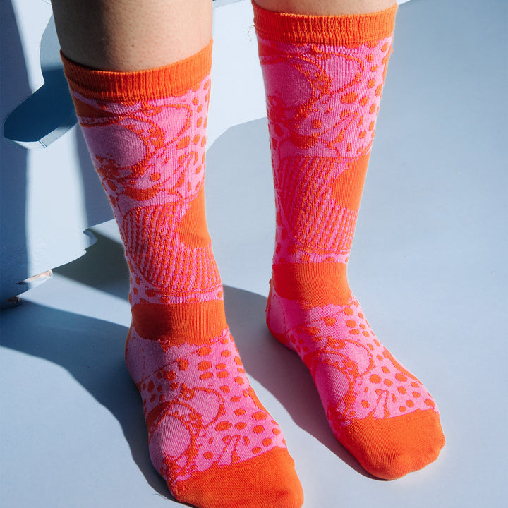 Bird In Face Socks Femme Red Orange Pink