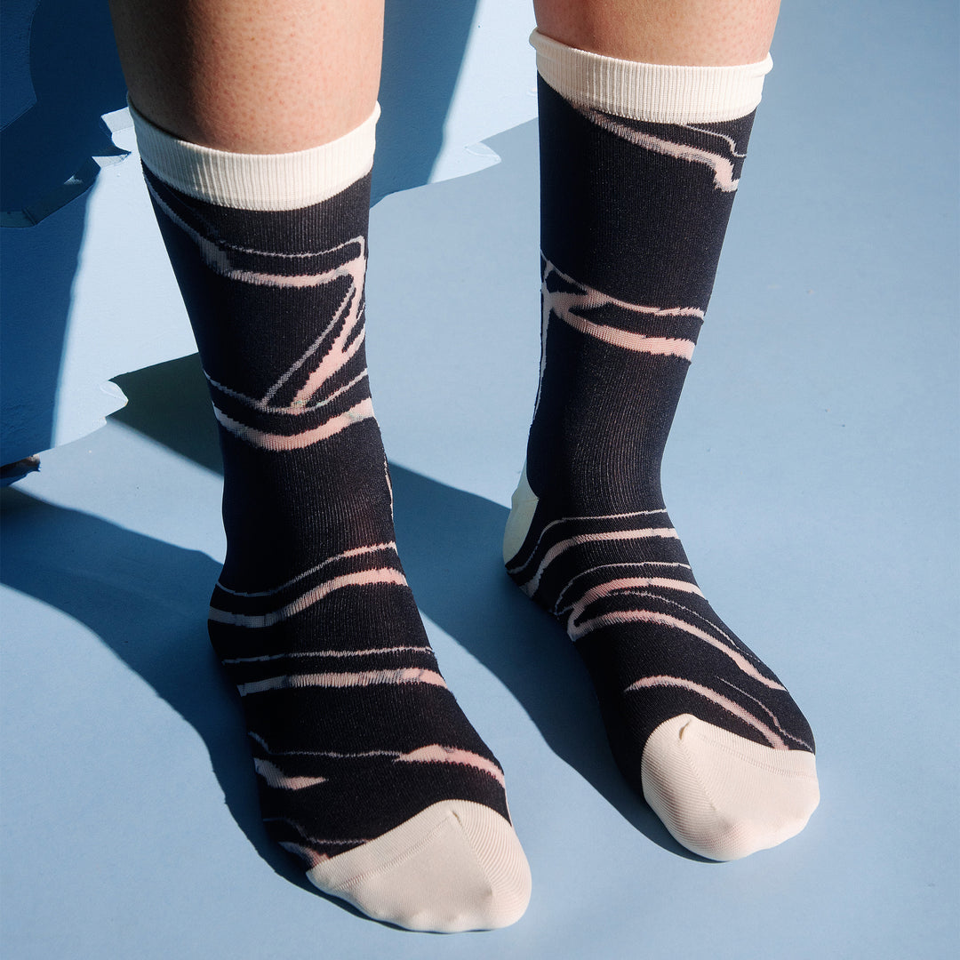 Water Reflection Socks Femme Black Cream