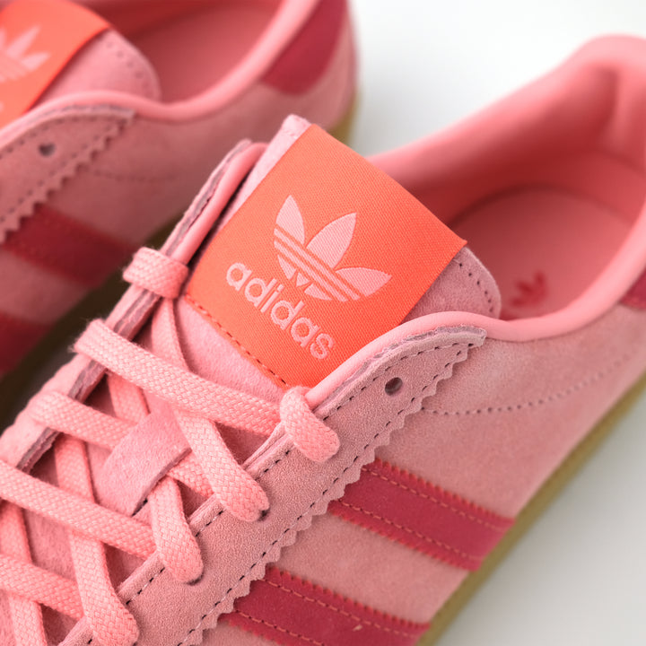 adidas Originals BERMUDA W  SEMI PINK SPARK/PRE-LOVED SCARLET/GUM