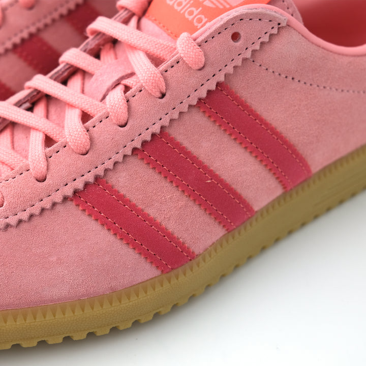 adidas Originals BERMUDA W  SEMI PINK SPARK/PRE-LOVED SCARLET/GUM