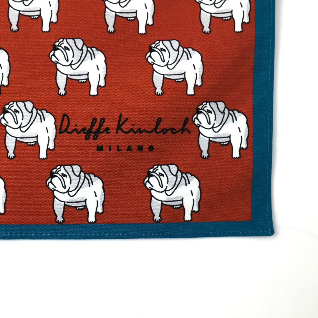 LONDON "BULLDOG ALL OVER" コットン ハンカチーフ (クラシック) BROWN×DARK BLUE