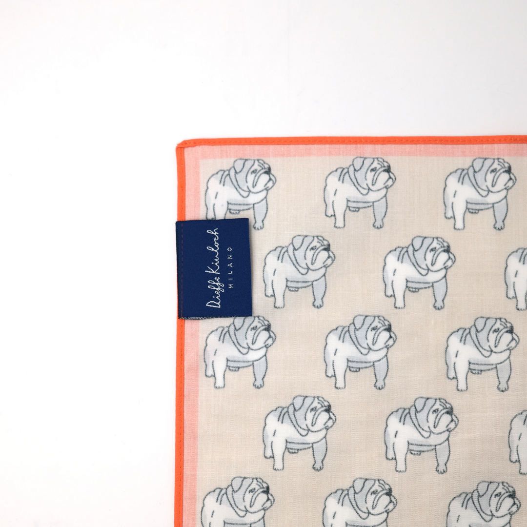 LONDON "BULLDOG ALL OVER" コットン ハンカチーフ (クラシック) BEIGE×ORANGE