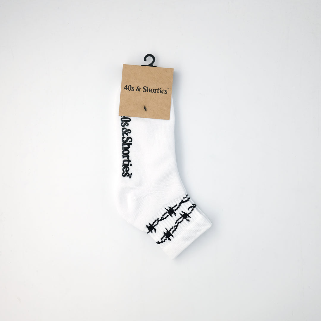 BARBWIRE HALF SOCK WHITE