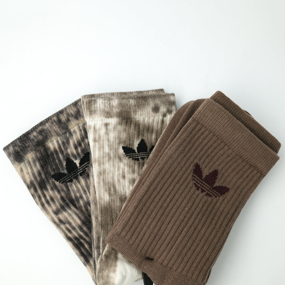 adidas Originals TIE DYE CREW SOCKS 3PACK  UTILITY BLACK/OFF WHITE/EARTH STRATA
