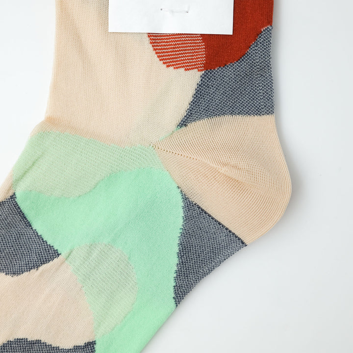 LAYER LINE SOCKS BEIGE