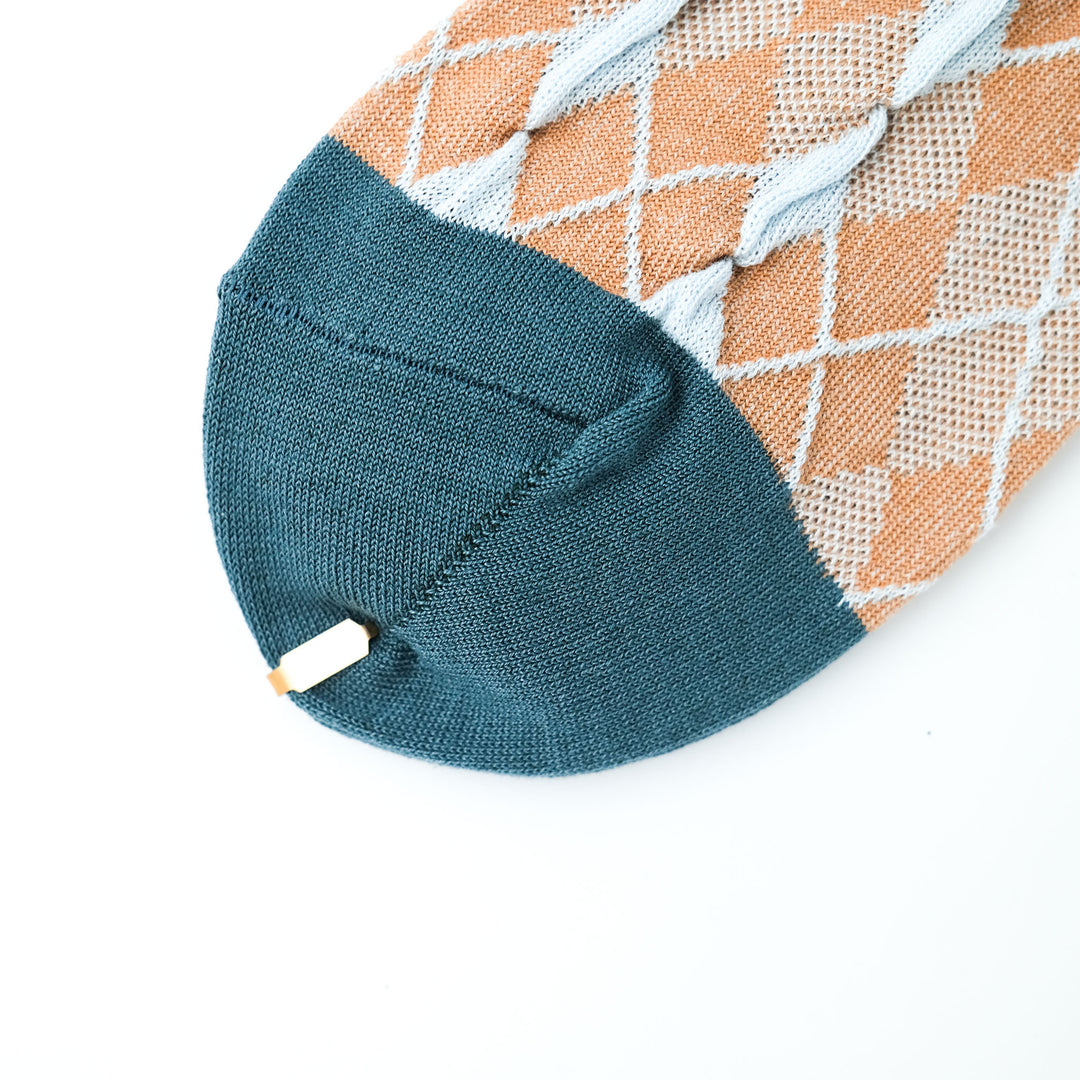 BUMPY ARGYLE SOCKS CAMEL