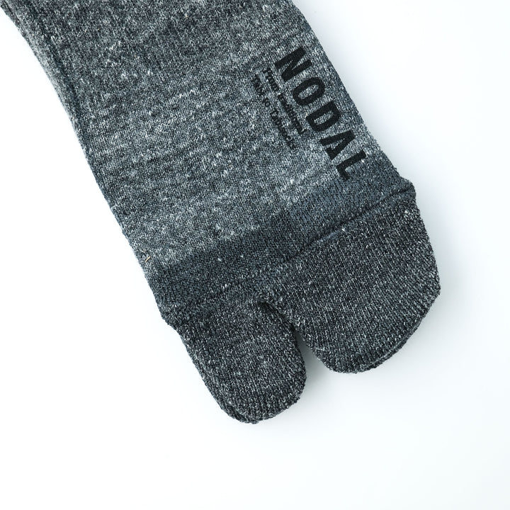 NODAL Logo Grip Socks CHARCOAL