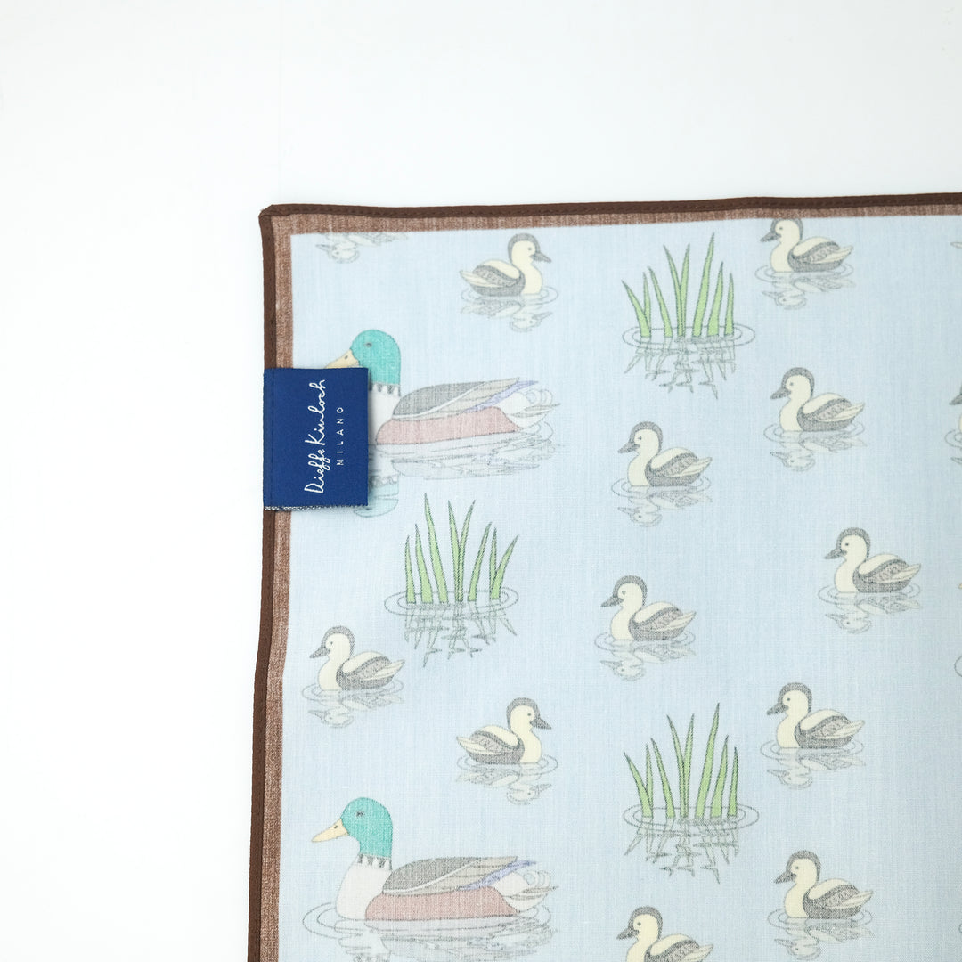 COMO "MAMA & DUCKLINGS A.O." コットン ハンカチーフ（クラシック）BLUE×BROWN