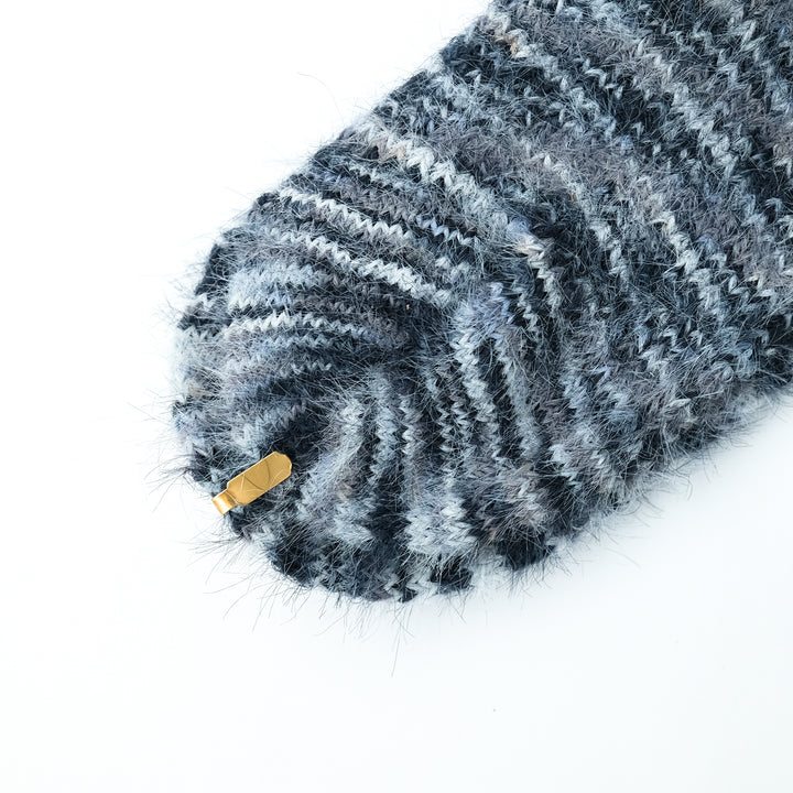 KASURI SHAGGY SOCKS BLACK