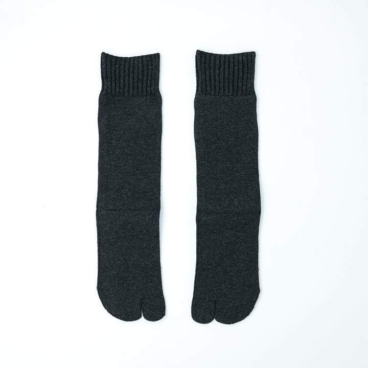 コットンバックラインラメTABIソックス CHACOAL×BLACK LAME