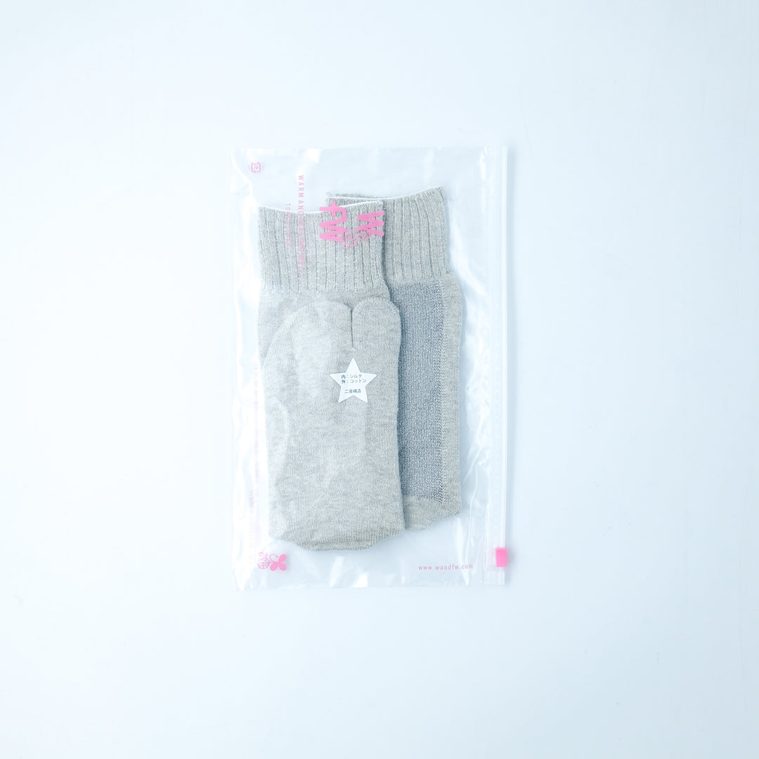 コットンバックラインラメTABIソックス LIGHT GRAY×SILVER LAME