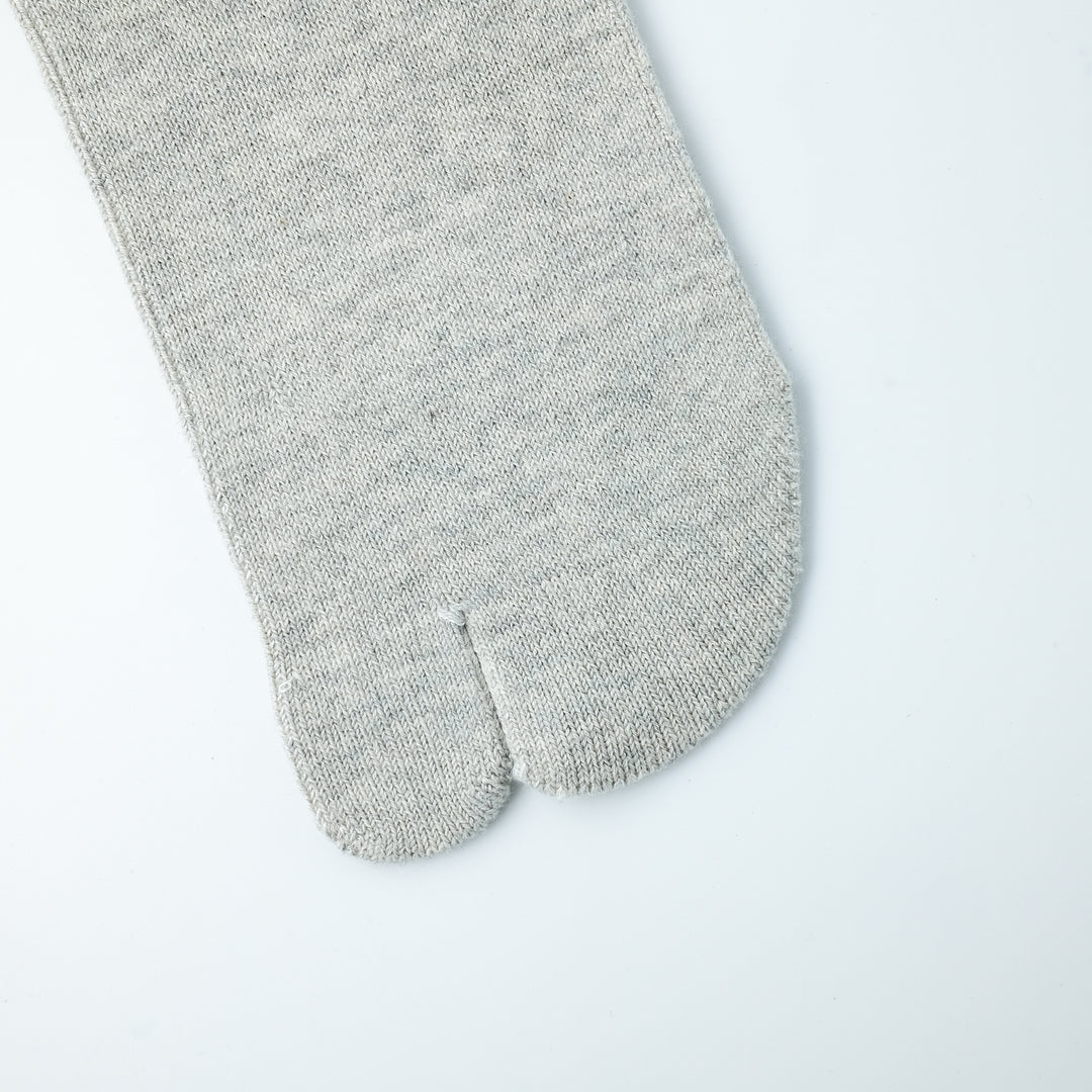 コットンバックラインラメTABIソックス LIGHT GRAY×SILVER LAME