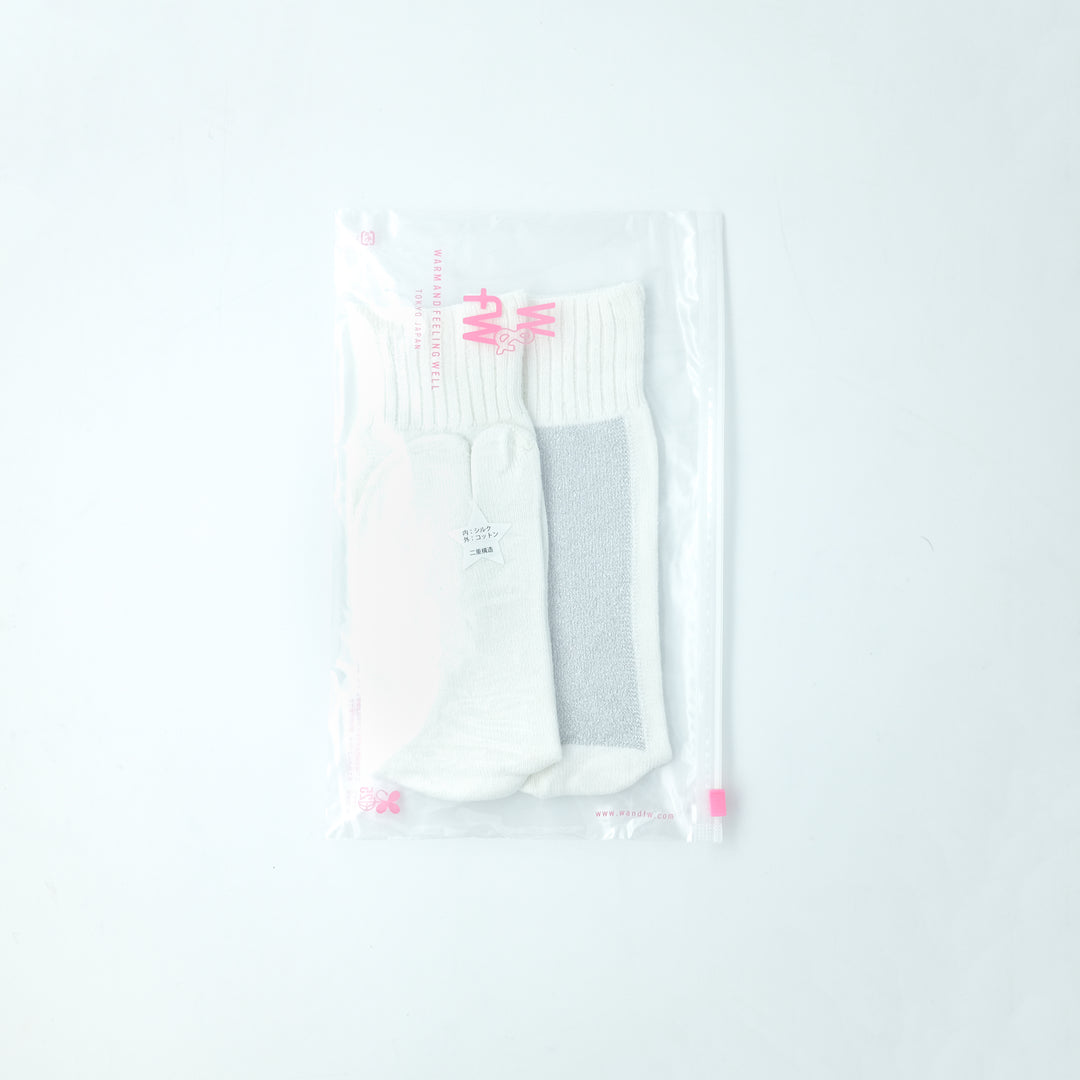 コットンバックラインラメTABIソックス WHITE×WHITE LAME