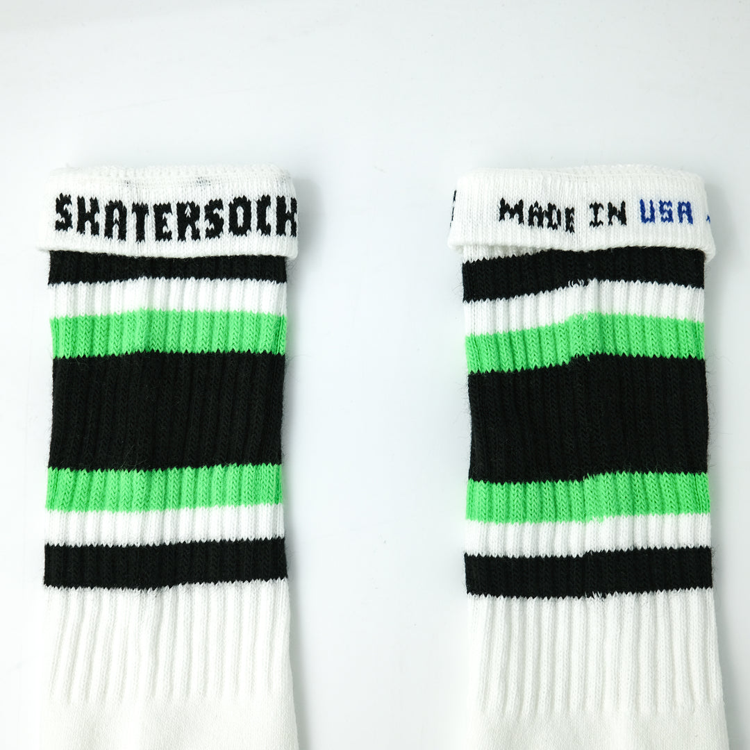 19インチ ラインチューブソックス  BLACK/NEON GREEN STYLE4(ONE SIZE / BLACK/NEON GREEN)