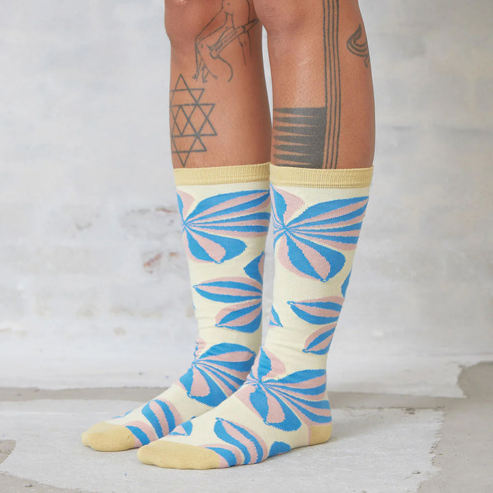 Fuzzy Flower Femme Socks FUZZY YELLOW BLUE