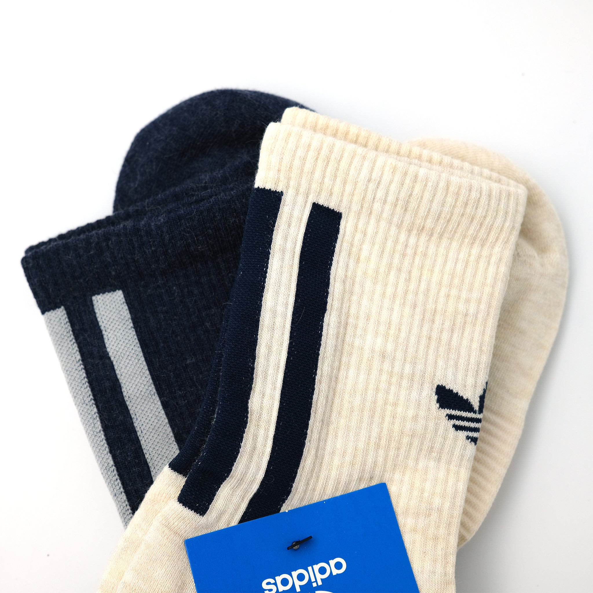 正規品・新品未使用】リバプール adidas 公式ソックス - メルカリ