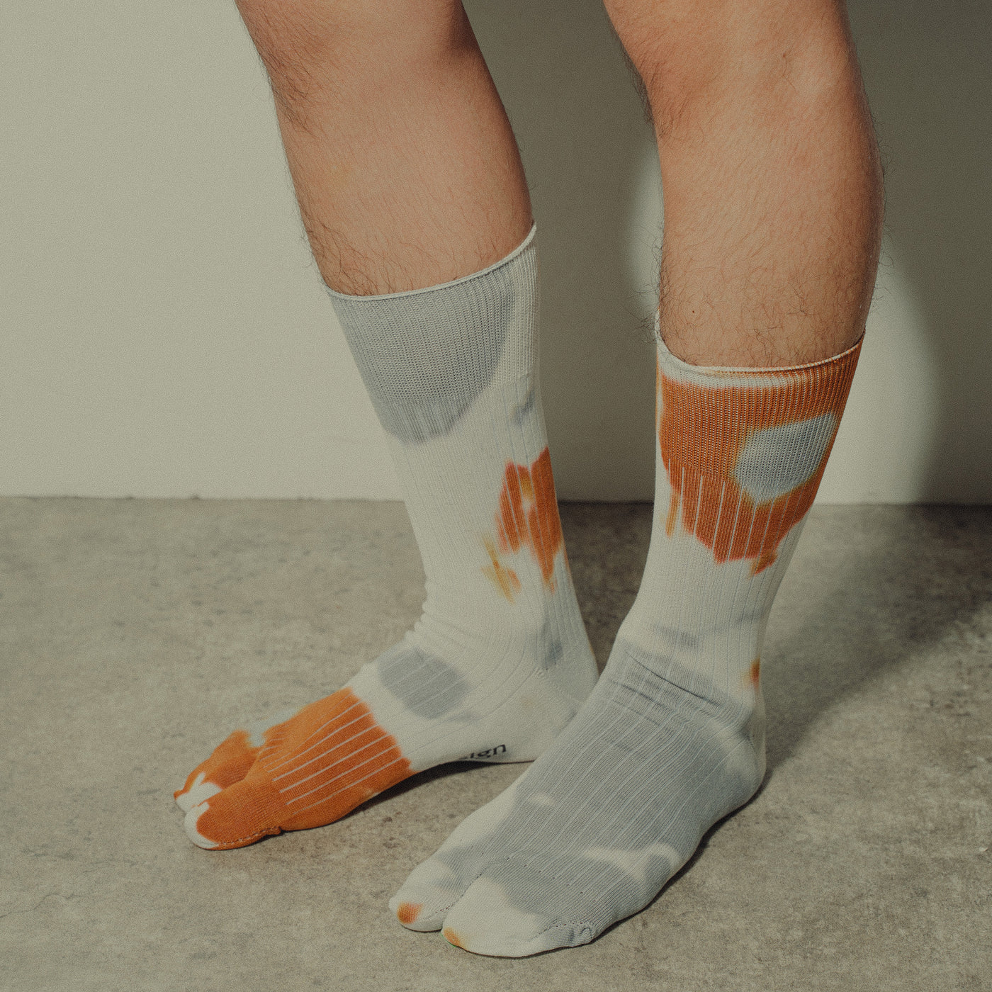 TIE-DYE SOCKS MENS GREY