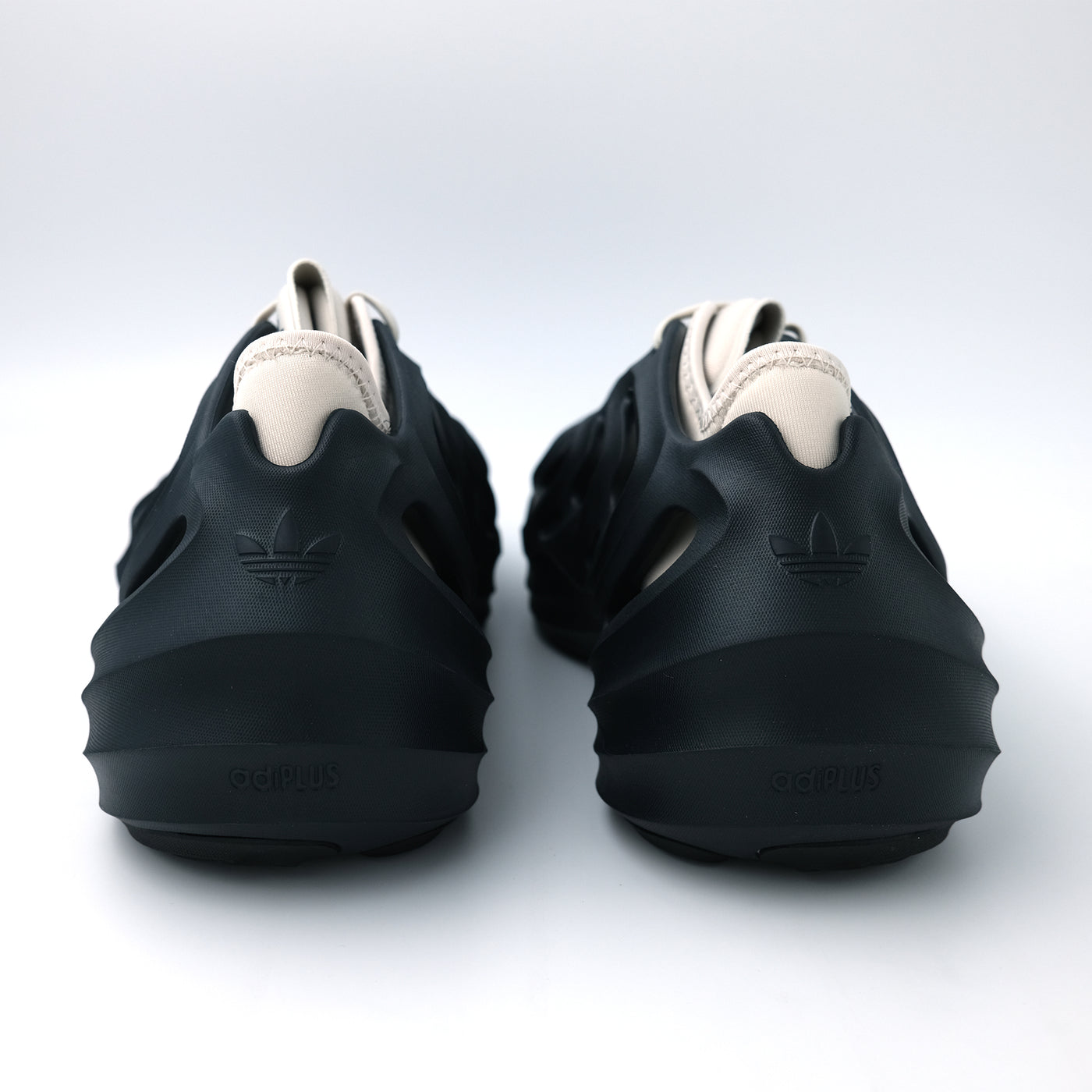 adidas Originals アディフォーム Q  / adiFOM Q LEGEND INK/ALUMINA/SILVER