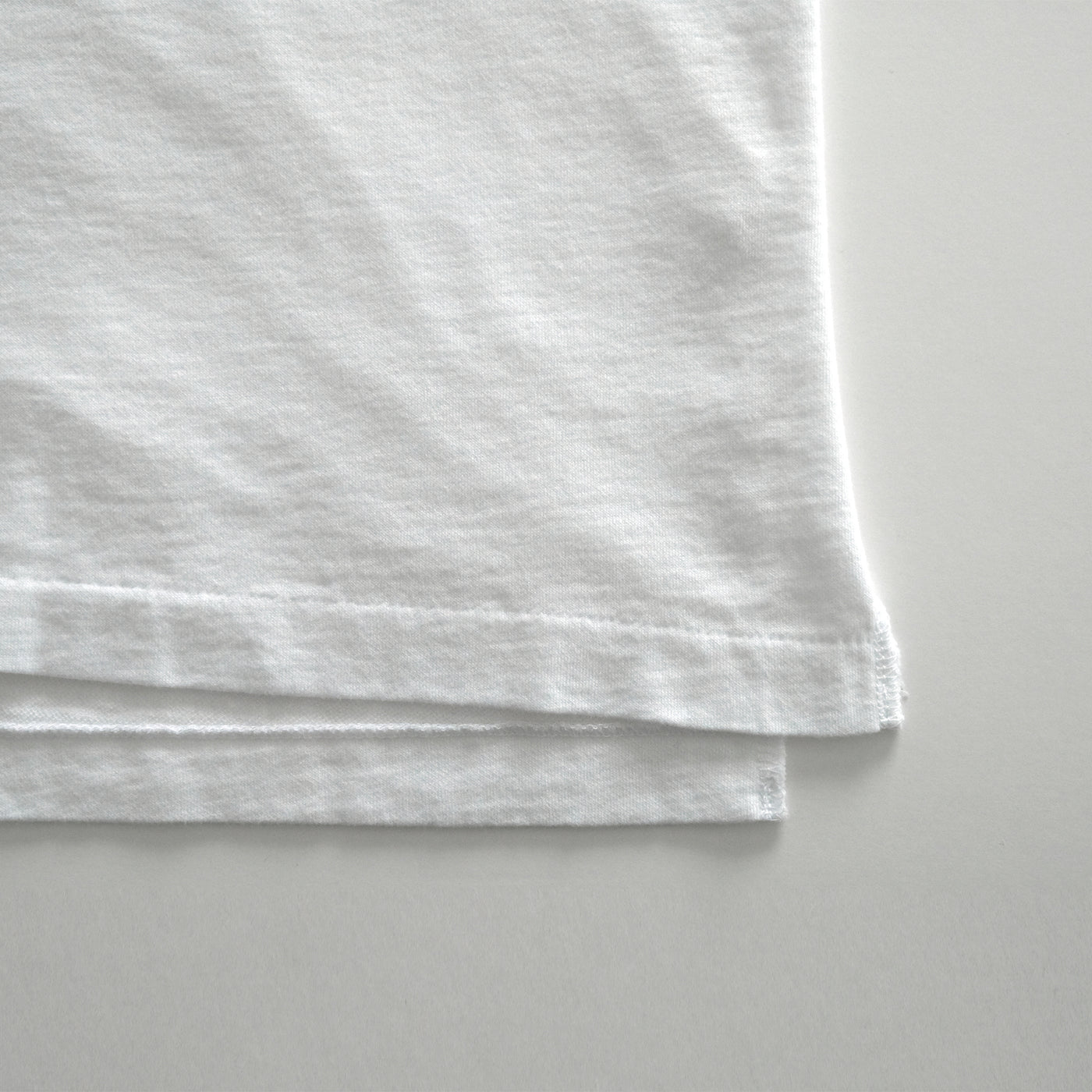 SOFT PILE HIGH NECK WHITE