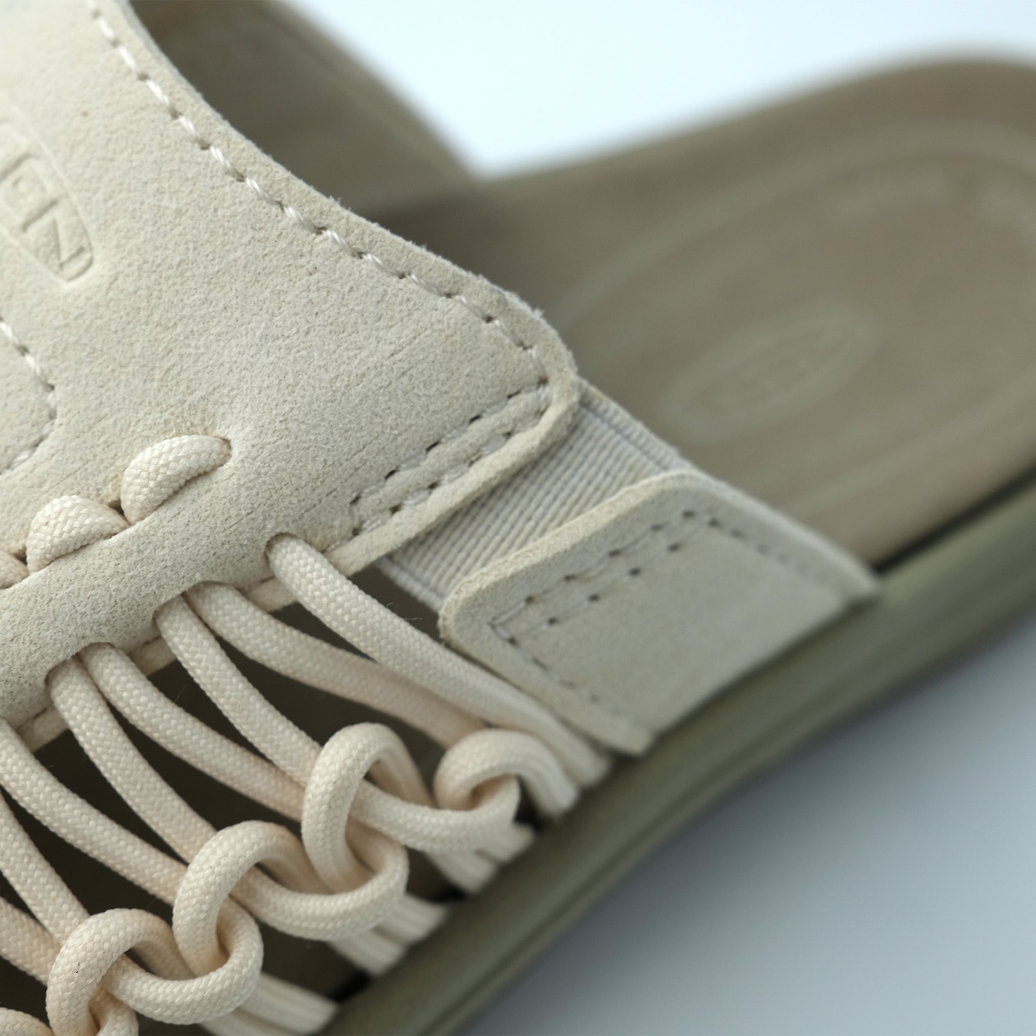 KEEN ユニーク ツー スライド / UNEEK II SLIDE BIRCH/PLAZA