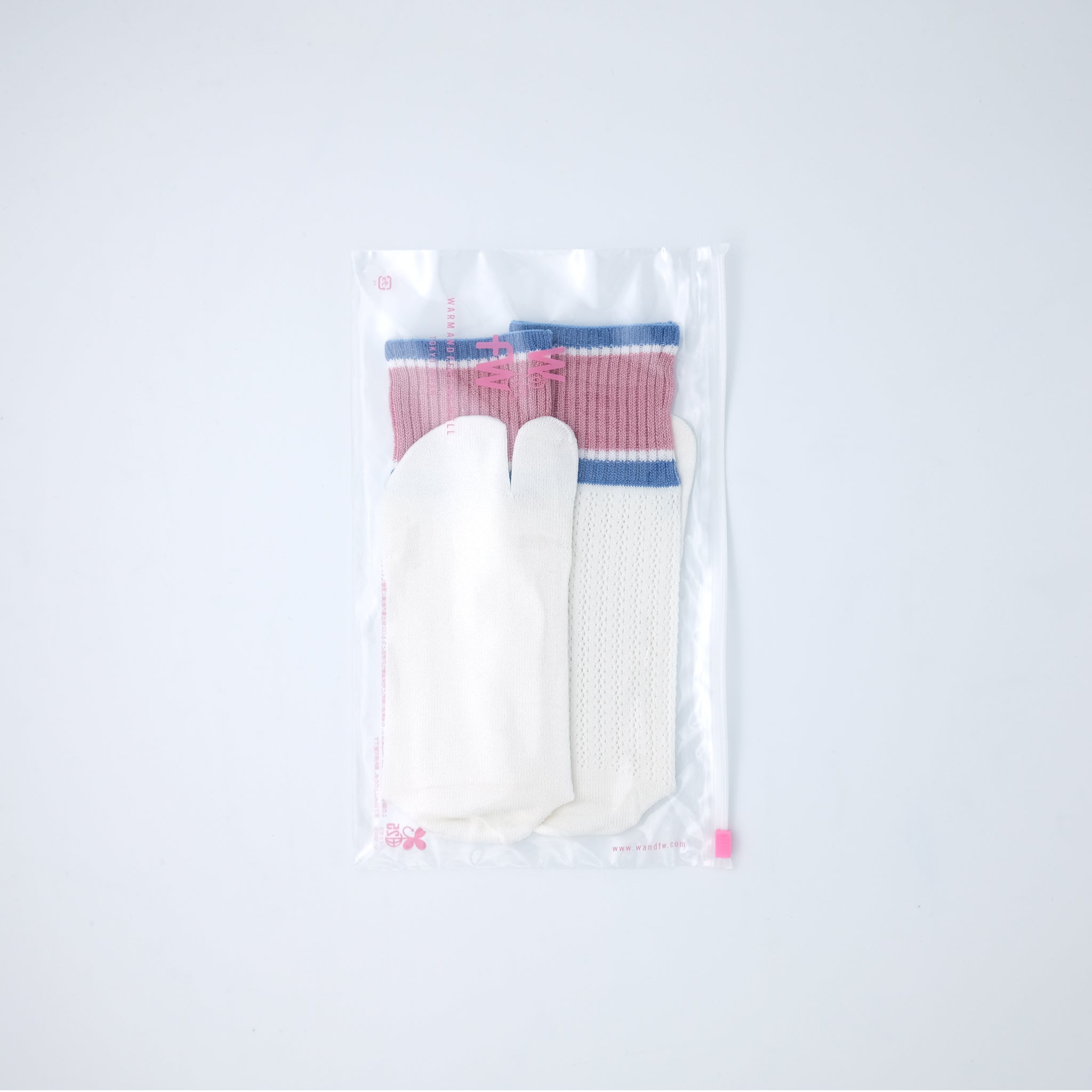 メッシュTABIスケーターソックス PINK×BLUE – SOCKSTORE™